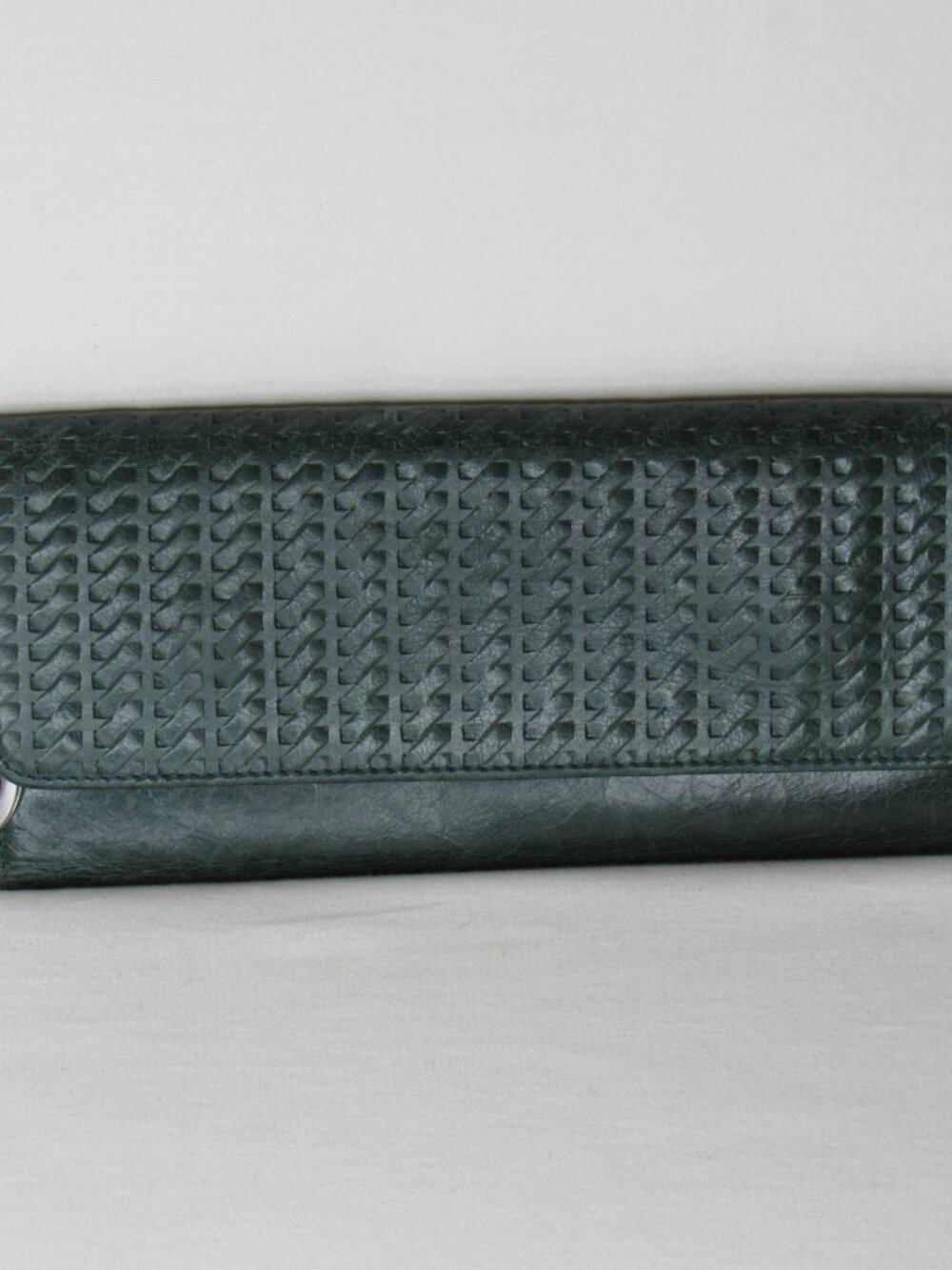 Hobo International Green Leather SADIE Woven Texture Clutch Wallet - Picture 2 of 9
